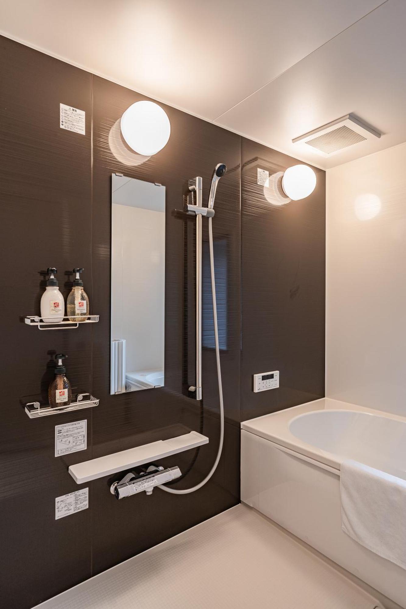Apartment Hotel 11 Shinsaibashi Amemura Osaka Ngoại thất bức ảnh